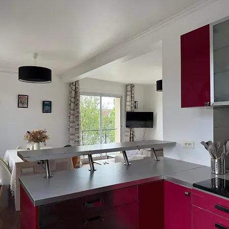 Les Berges Du Paradis * Pomponne